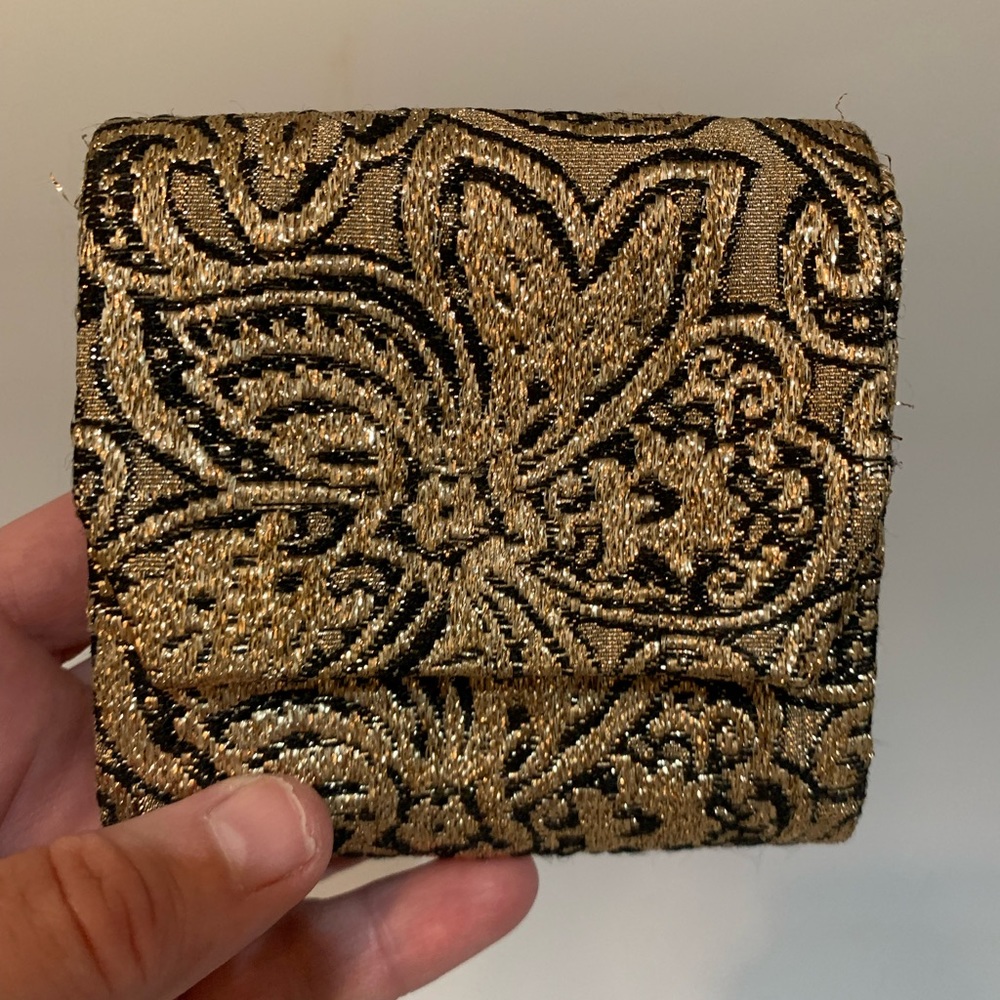 Formal clutch